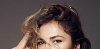 Nina Kravız Comes To Fire Istanbul