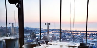 Kalamış Marina’ya Karşı Müzik Ziyafeti Ouzo Roof’ta