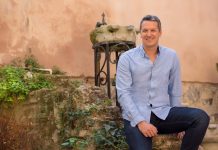 Şencan Güleryüz – Feel Like The Arab Racing Horse