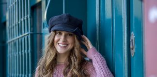 Oya Unustası – Now I Accept the Gray Color Brought by Change