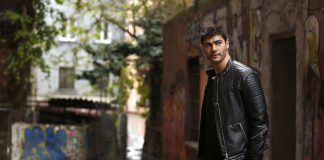 Okan Yiğit – Sevdiğin İçin Vazgeçtiğin Ne Varsa Pişmanlık Olarak Döner