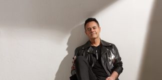 Barbaros “O Zamanki Şarkılar Zamana Direniyor”